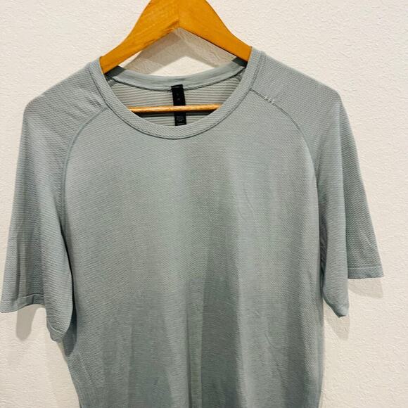 Lululemon Metal Vent Tech Short Sleeve Shirt Men's Large Activewear Loungewear - Picture 3 of 6